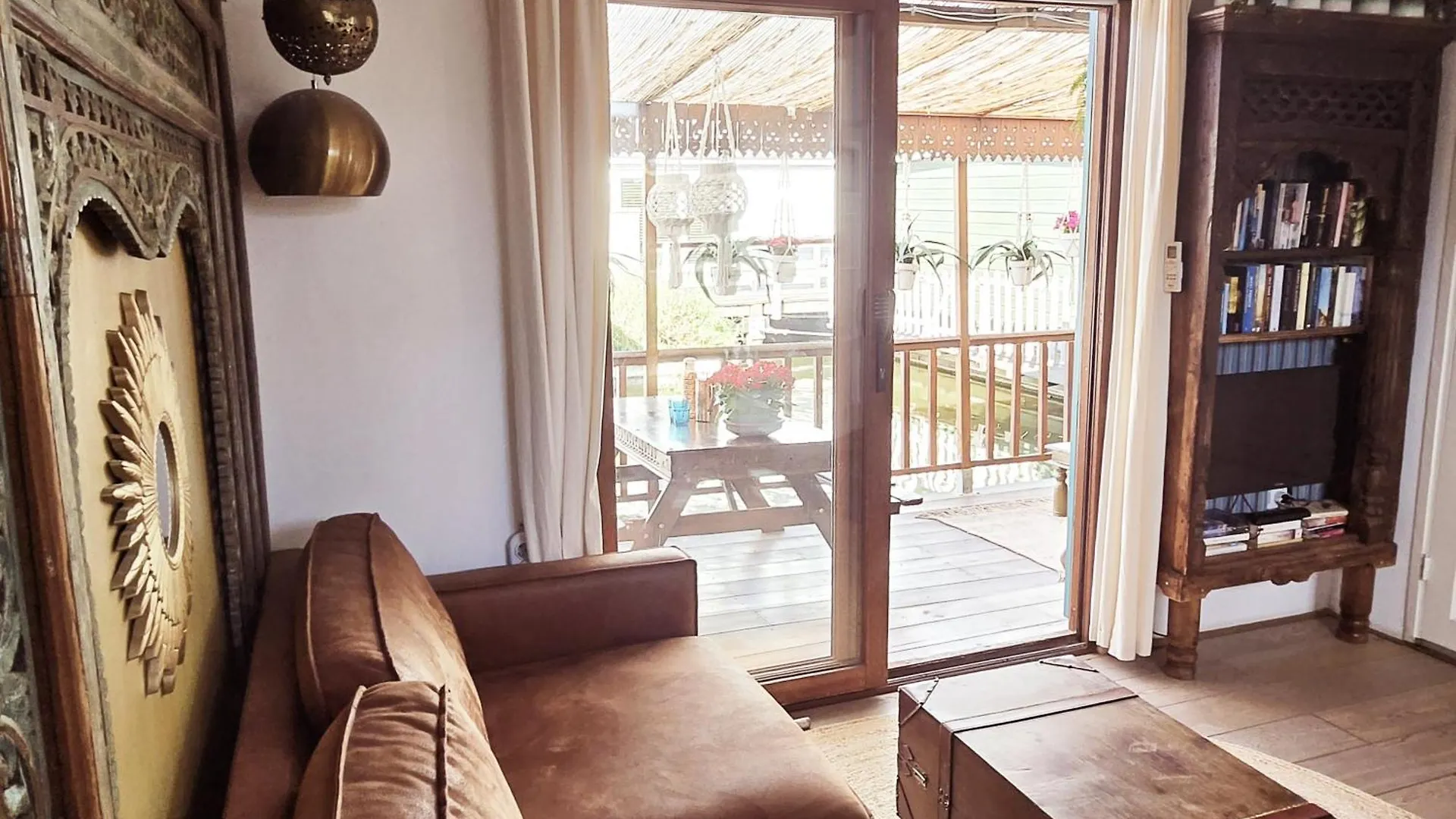House Boat Studio With Waterfront Terrace Amsterdam Guest house
