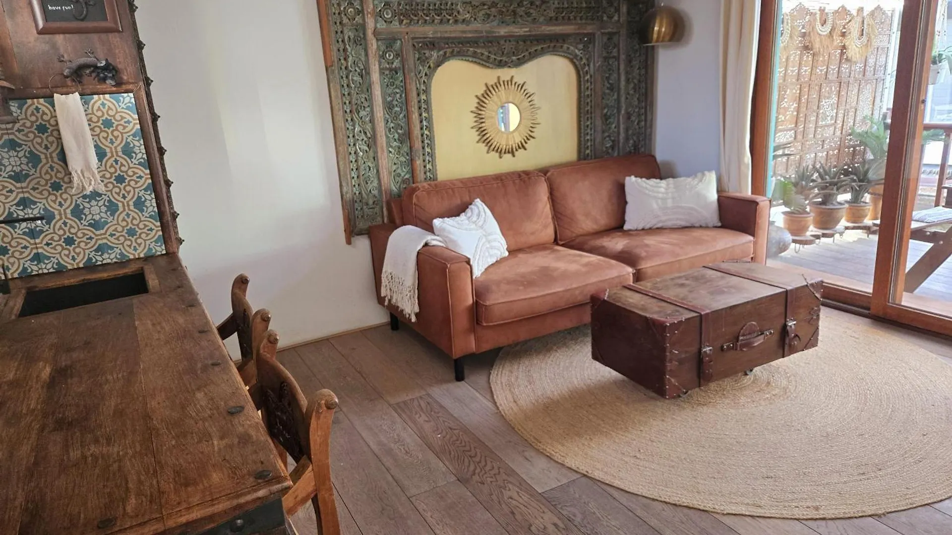 House Boat Studio With Waterfront Terrace Амстердам